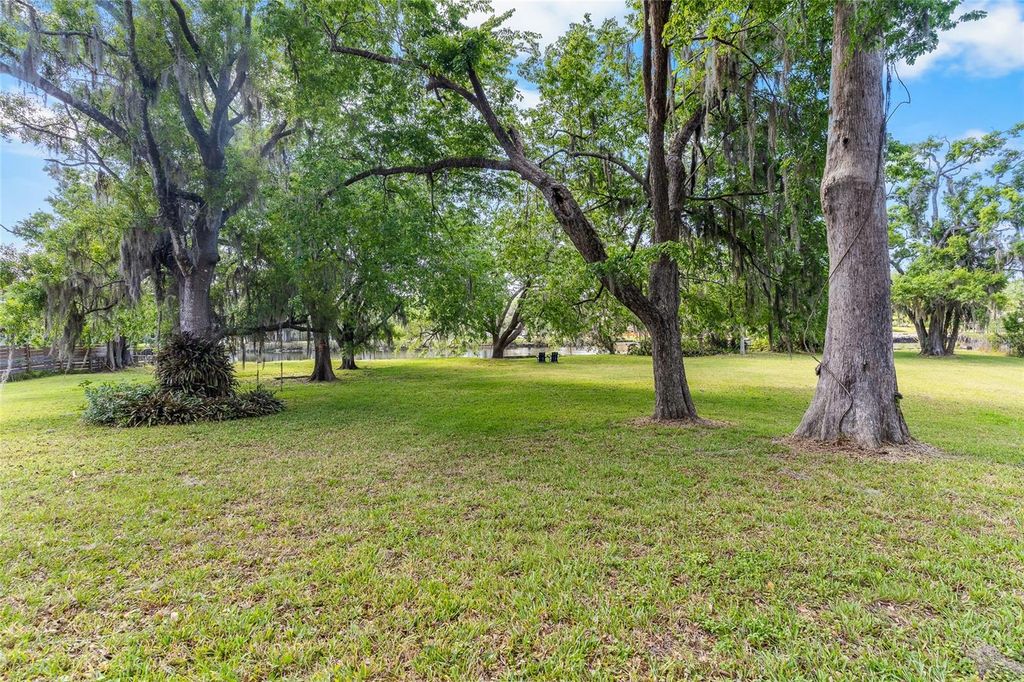 Photo of 6605 N Blvd, Tampa, FL 33604 (MLS # TB8492747)