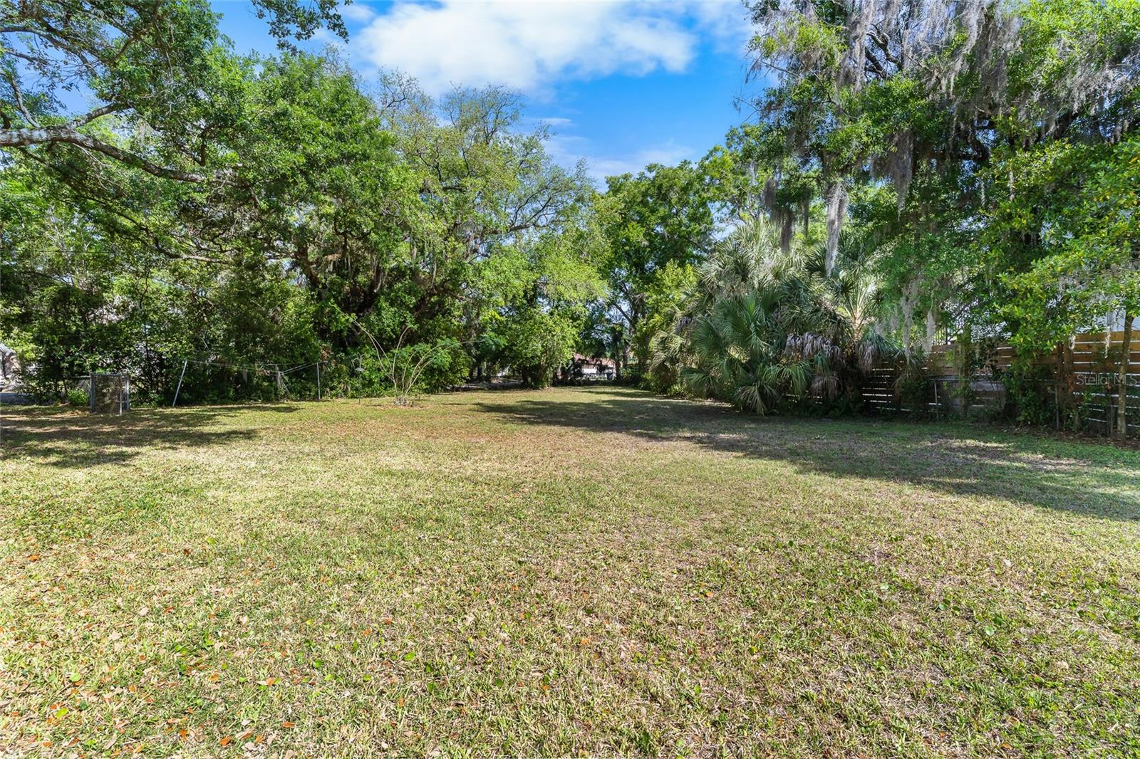 RIVERSIDE SECOND ADD TO W - Land