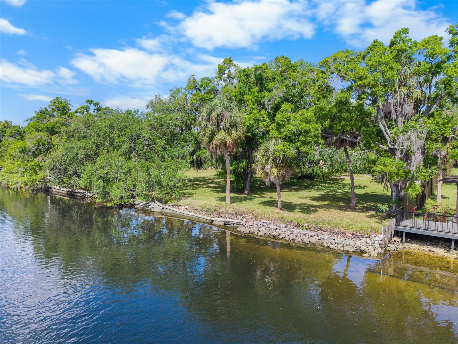 RIVERSIDE SECOND ADD TO W - Land