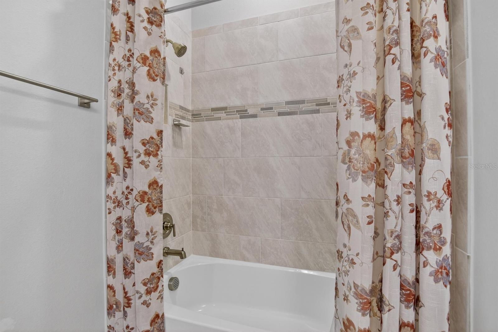 DEL WEBB AT BAYVIEW PH III - Residential