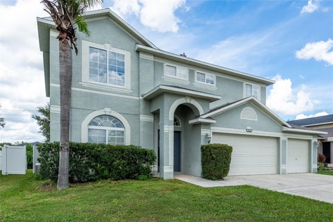 Photo of 10823 Hoffner Edge Drive, Riverview, FL 33579 (MLS # TB8547820)