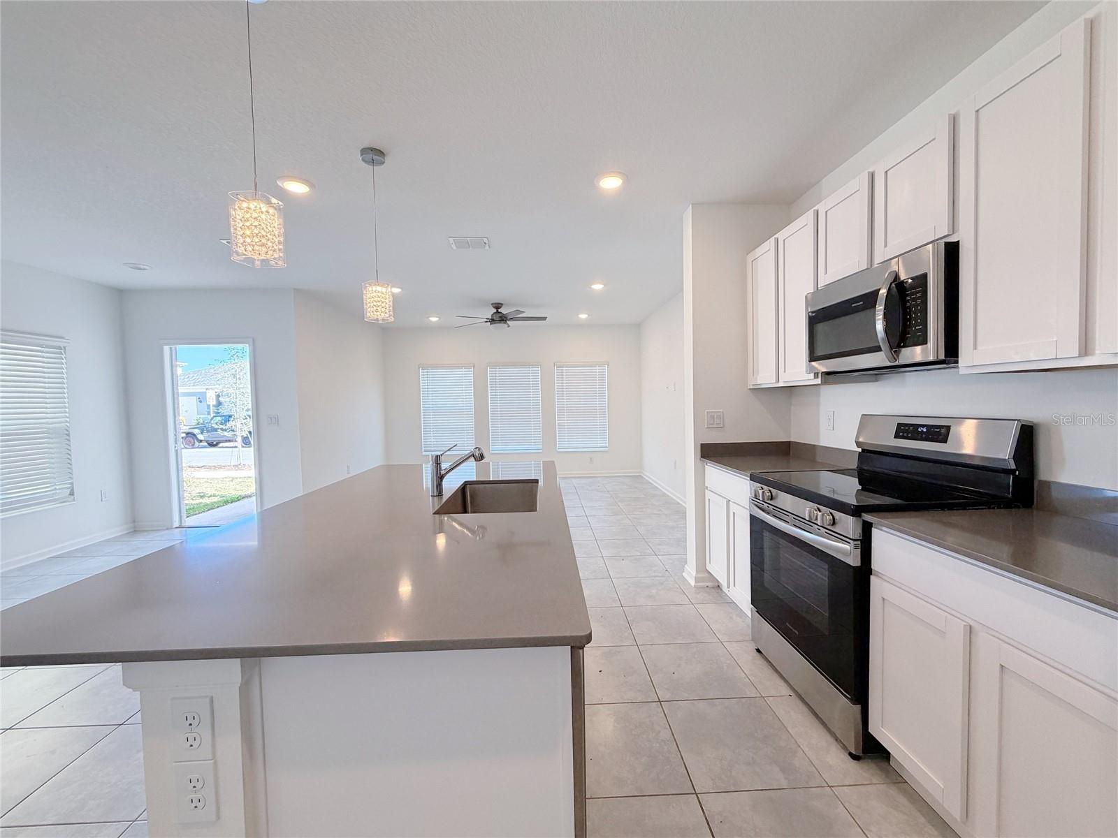 EVERBE PH 1C - Residential Lease