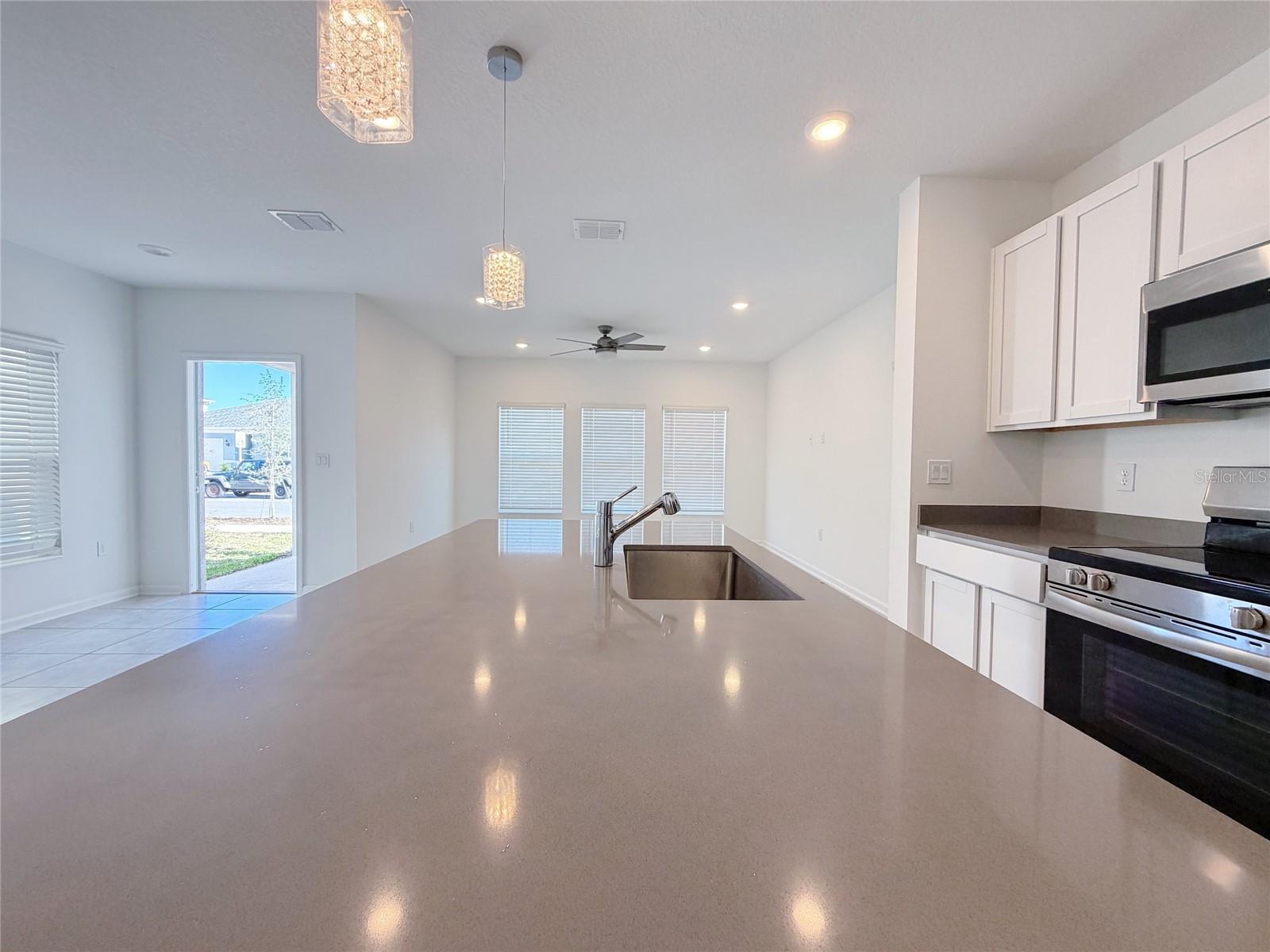 EVERBE PH 1C - Residential Lease