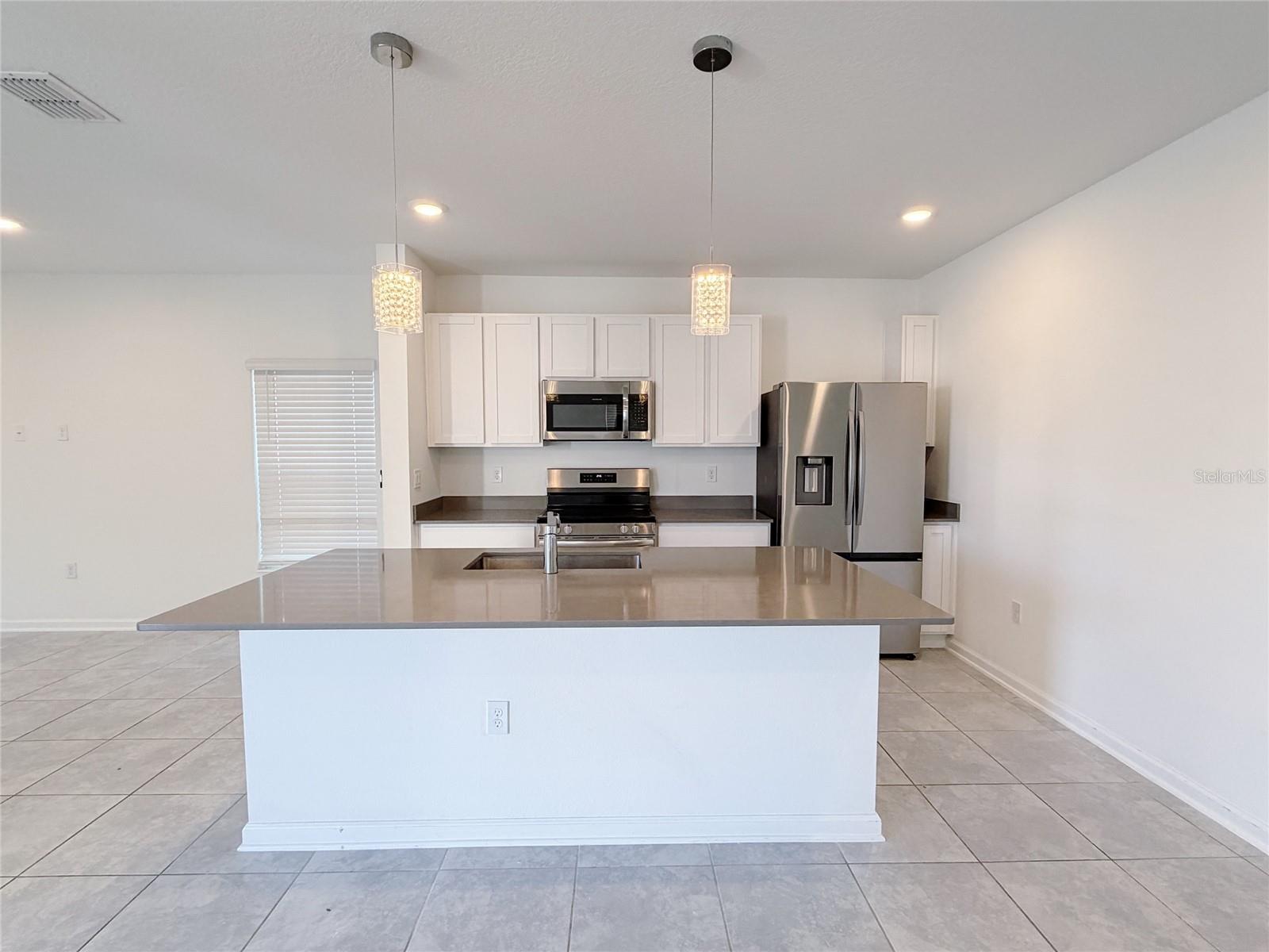 EVERBE PH 1C - Residential Lease