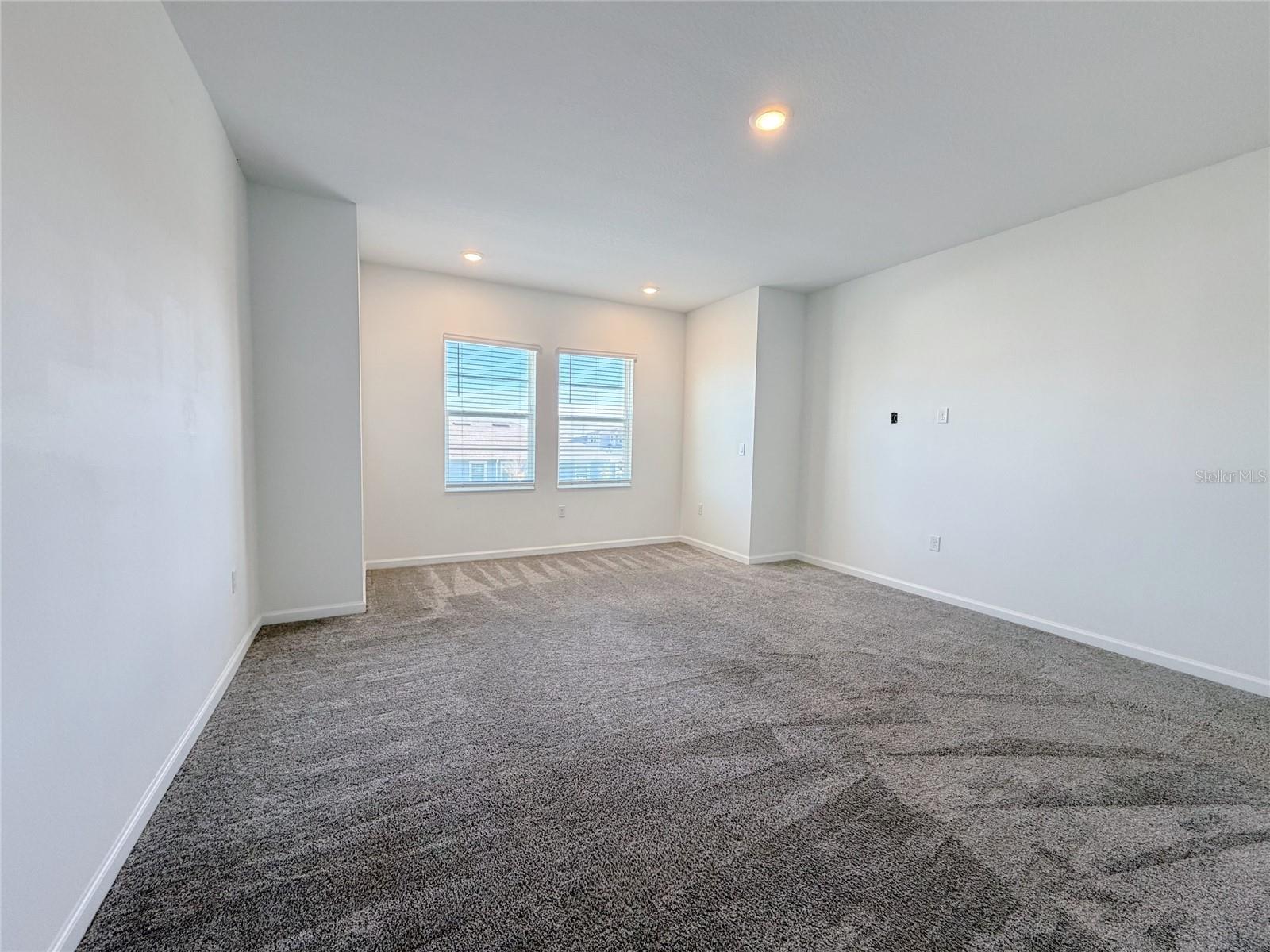 EVERBE PH 1C - Residential Lease