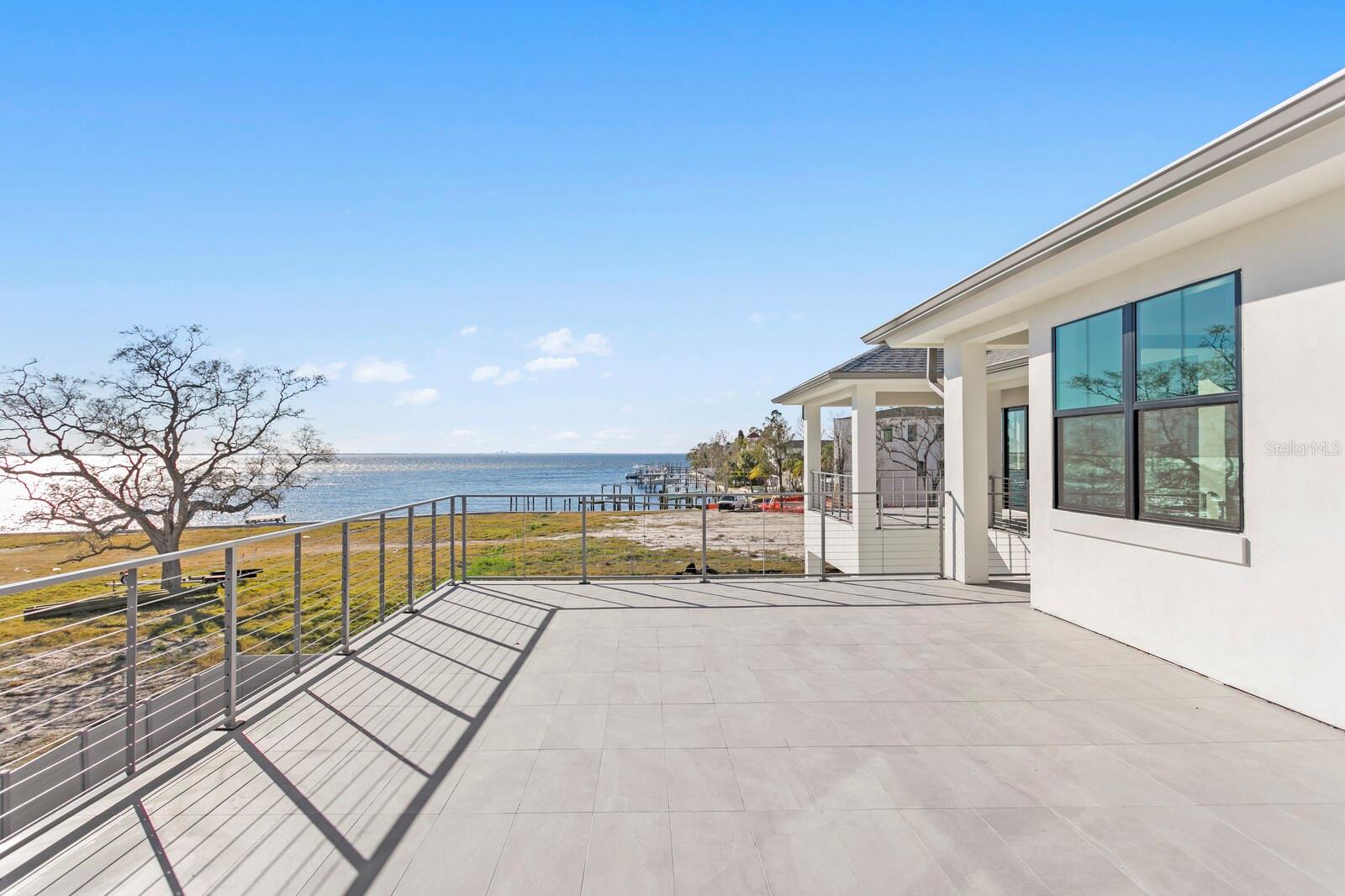 SUNSET PK ISLES UN #1 - Residential