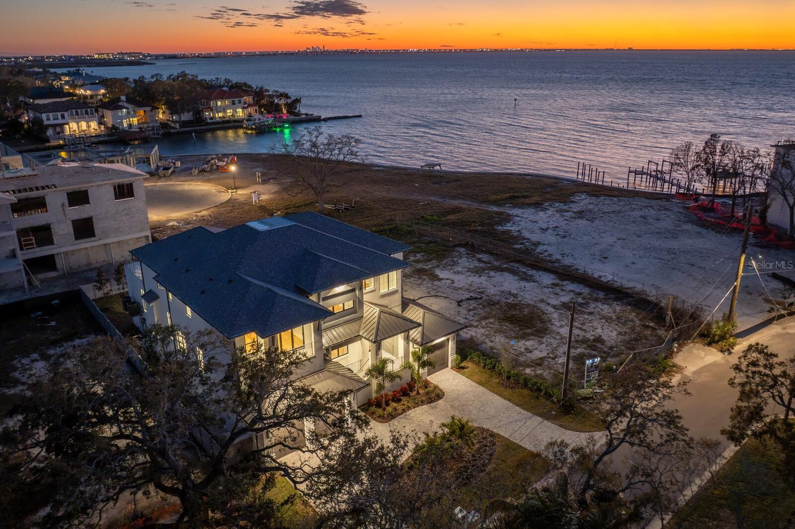 SUNSET PK ISLES UN #1 - Residential