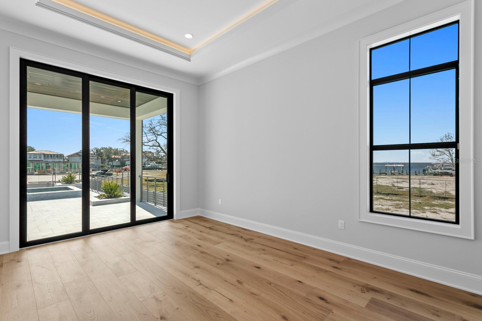 SUNSET PK ISLES UN #1 - Residential