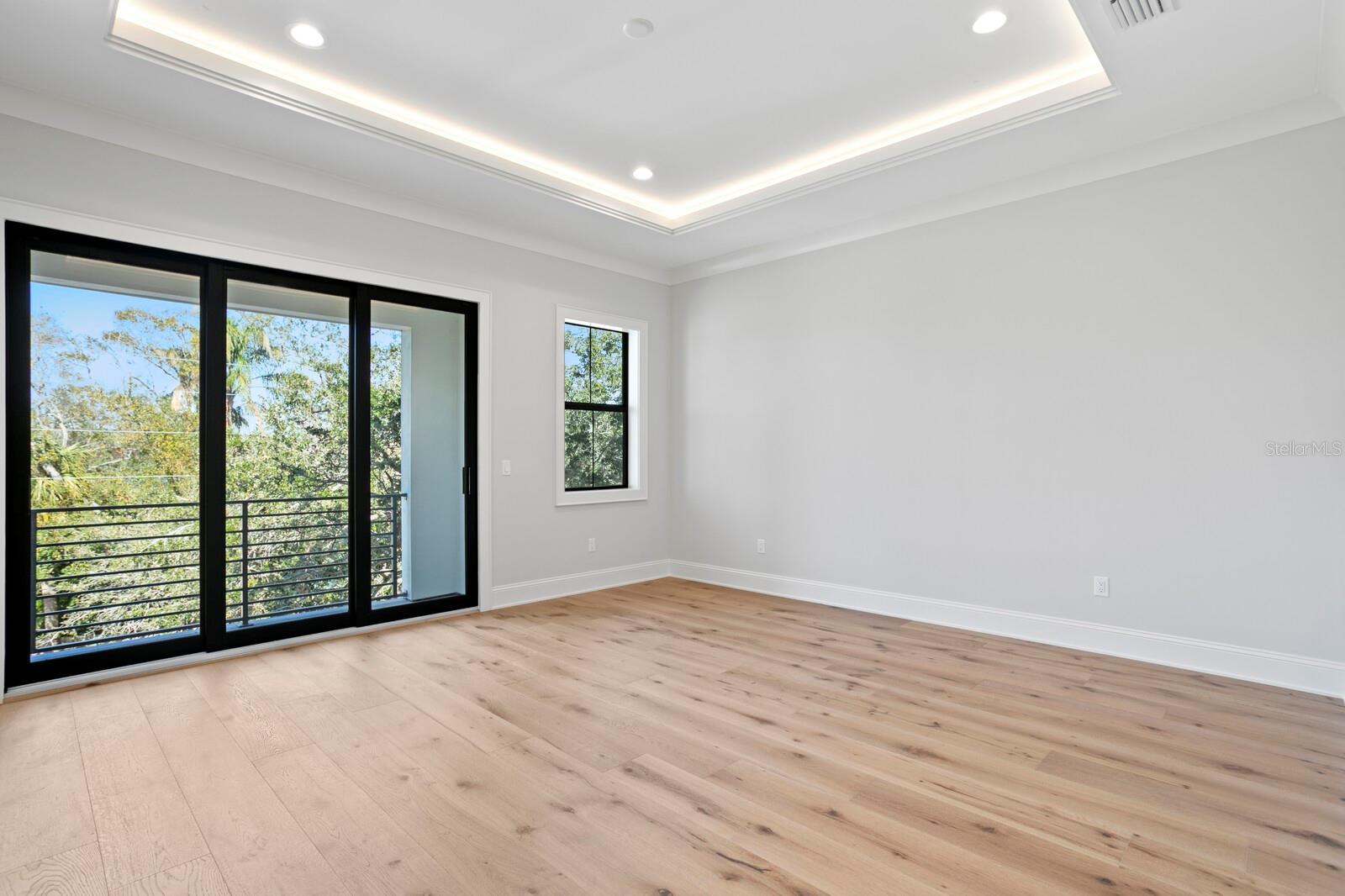 SUNSET PK ISLES UN #1 - Residential