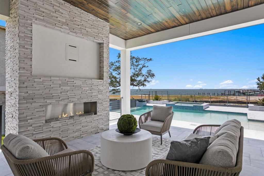 Photo of 5032 W Longfellow Avenue, Tampa, FL 33629 (MLS # T3489940)