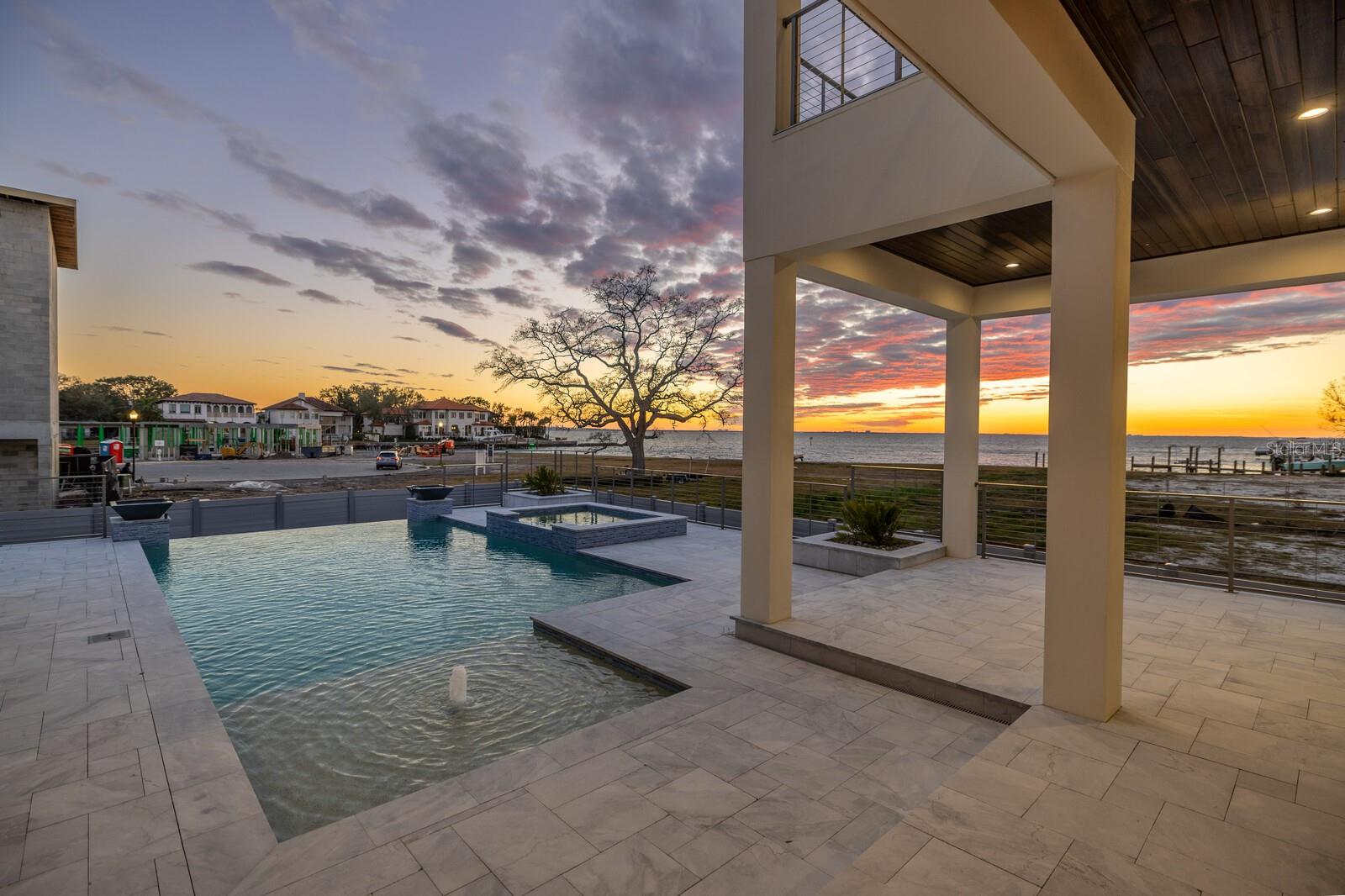 SUNSET PK ISLES UN #1 - Residential