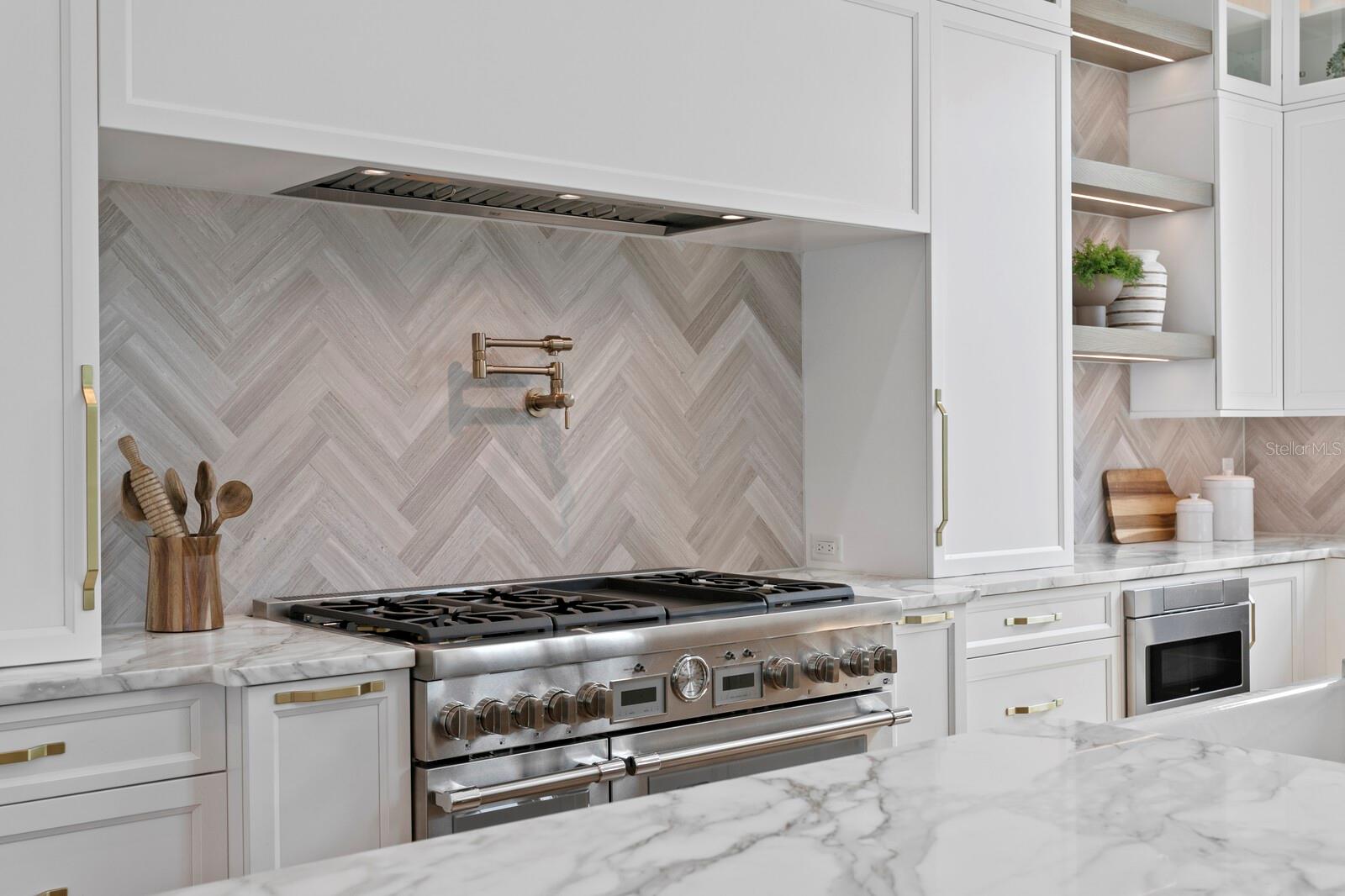 SUNSET PK ISLES UN #1 - Residential