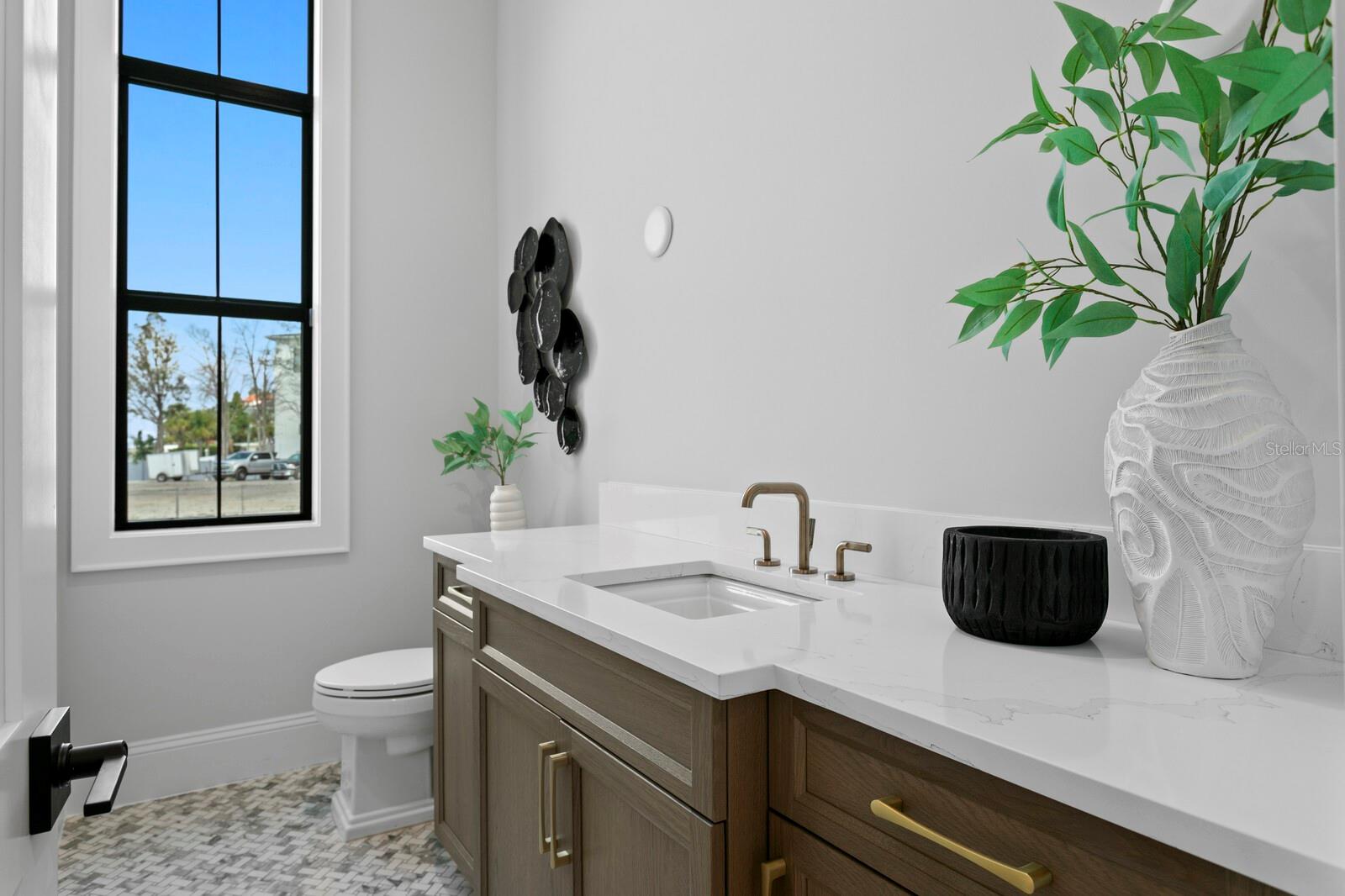 SUNSET PK ISLES UN #1 - Residential