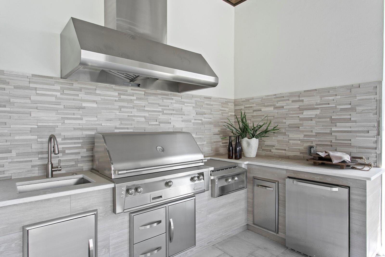 SUNSET PK ISLES UN #1 - Residential