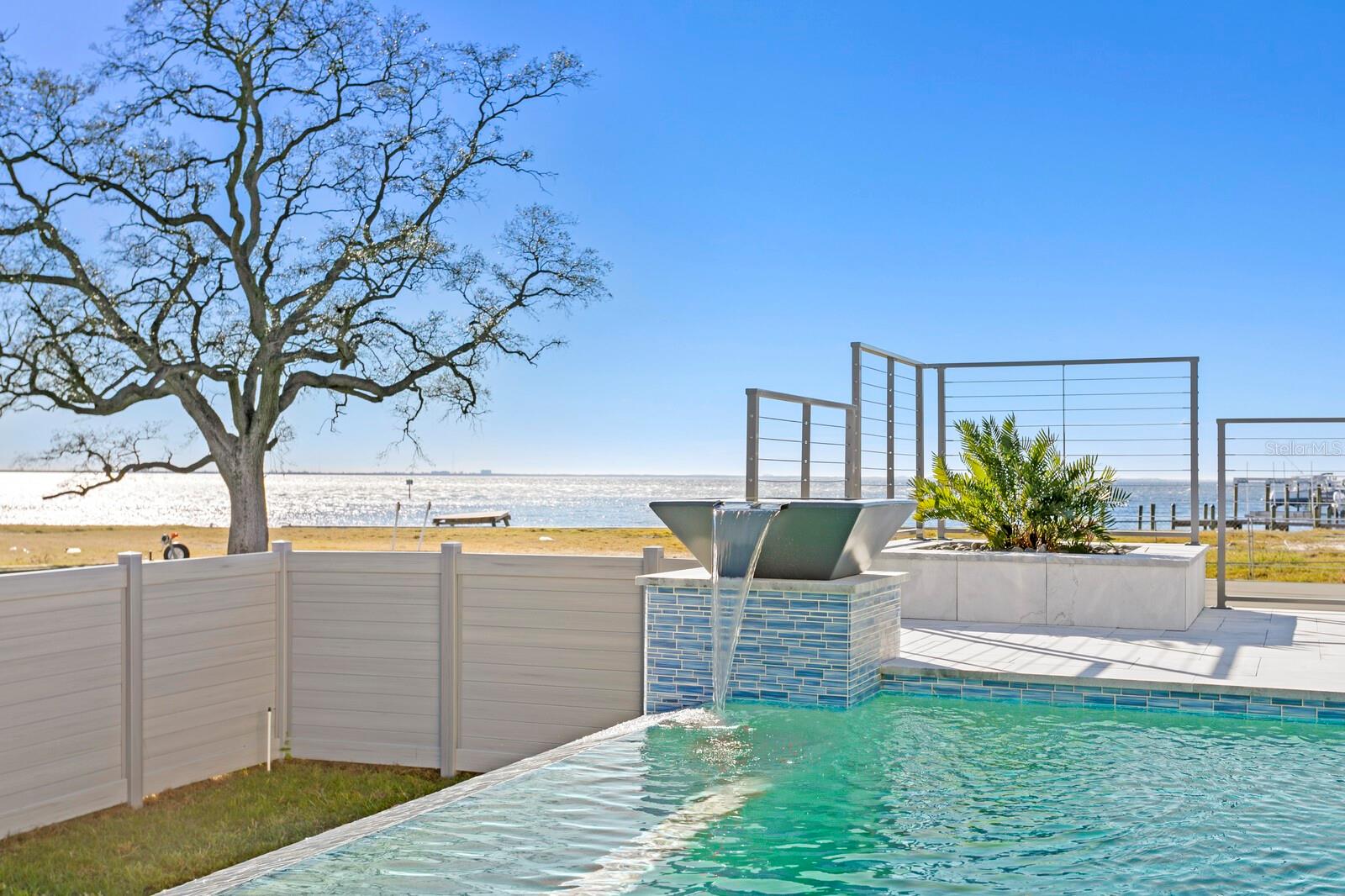 SUNSET PK ISLES UN #1 - Residential