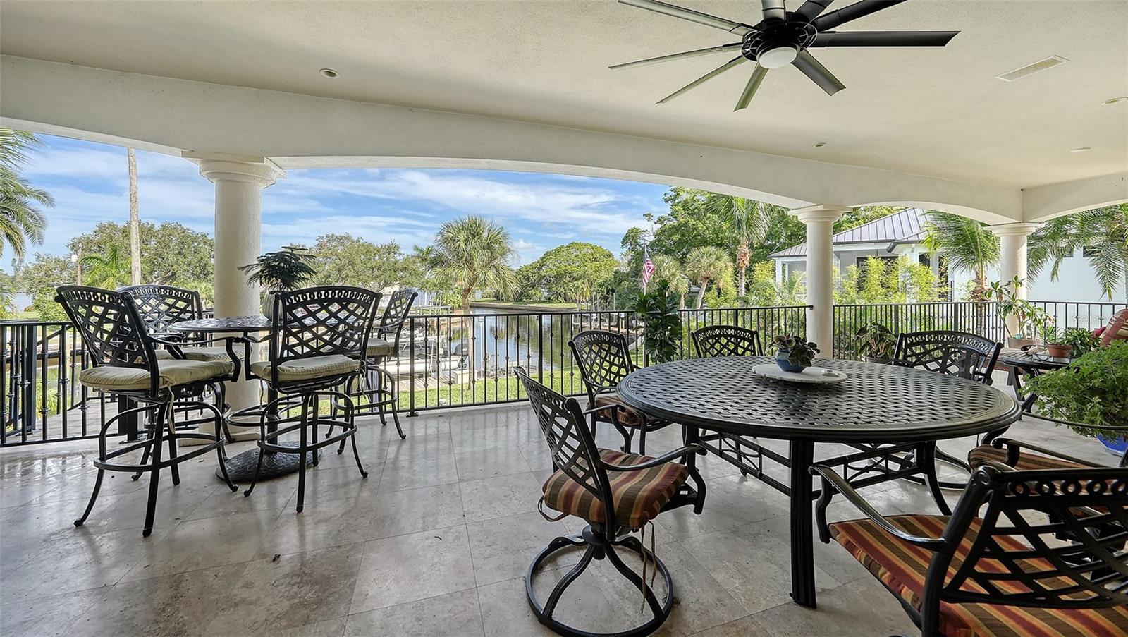 POINT OF PALMS ESTATE - Residential