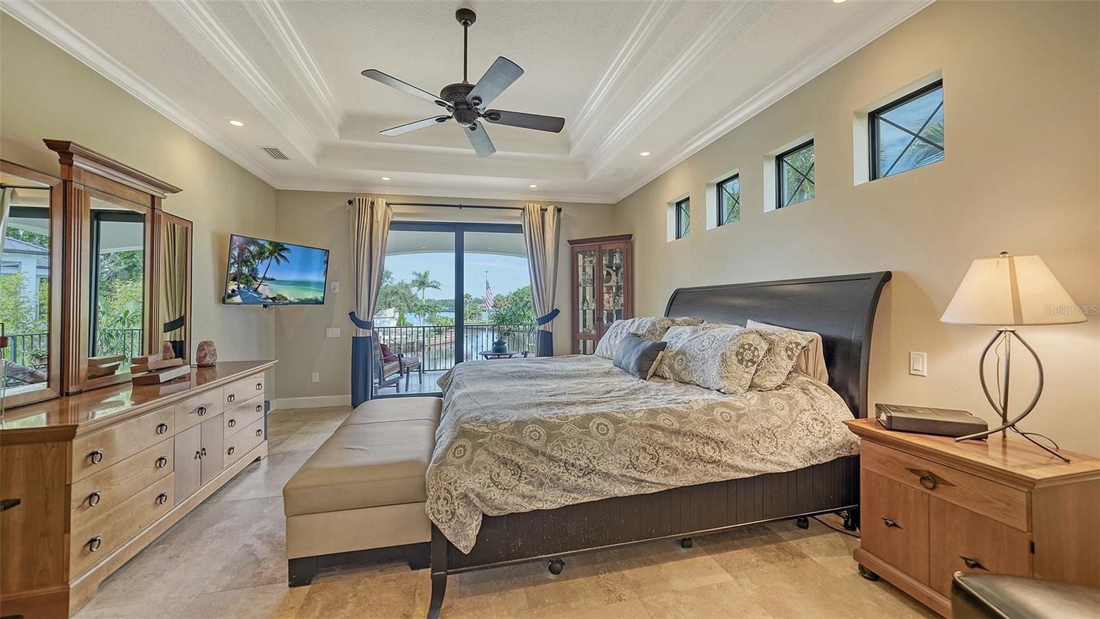 POINT OF PALMS ESTATE - Residential