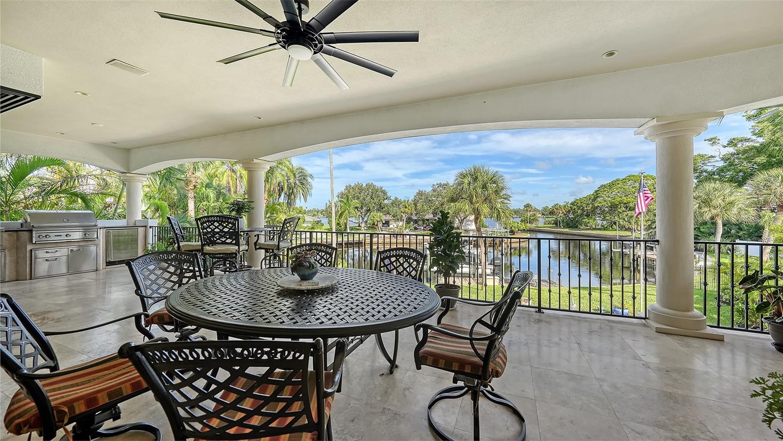 POINT OF PALMS ESTATE - Residential