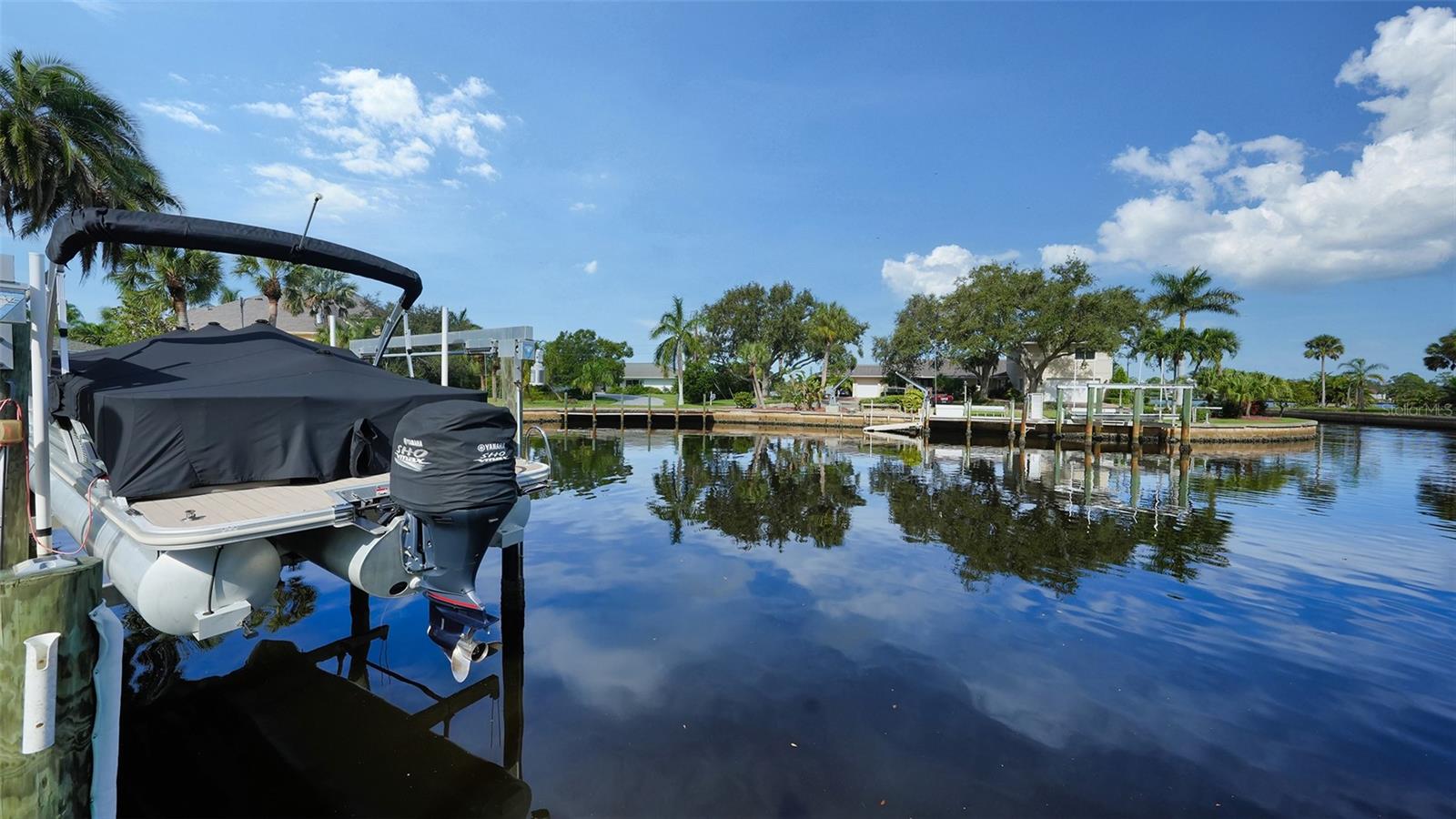 POINT OF PALMS ESTATE - Residential