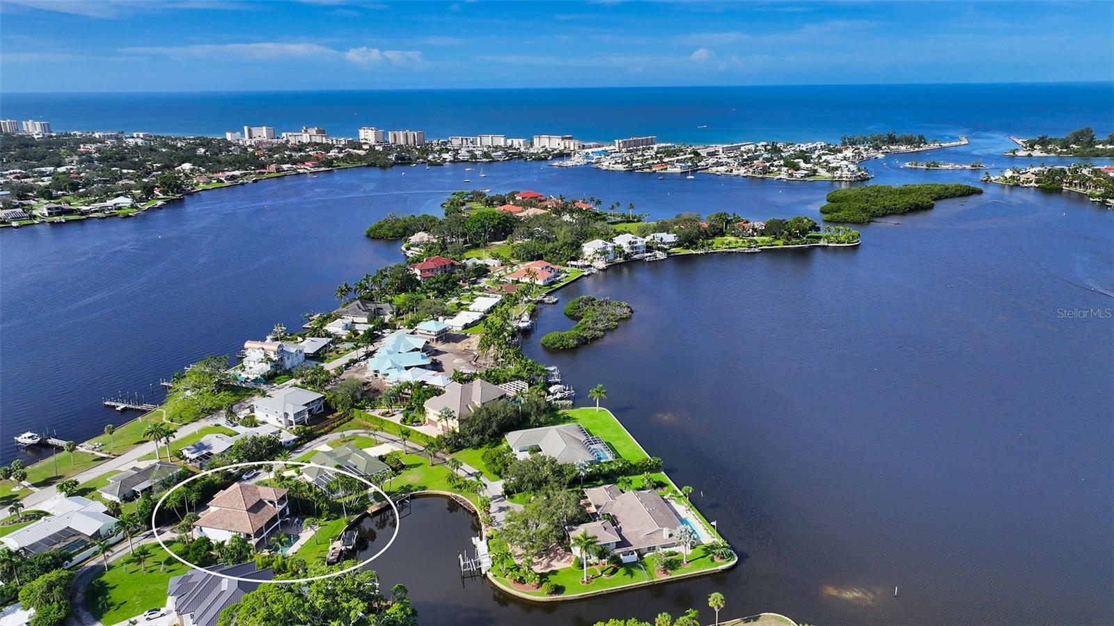 POINT OF PALMS ESTATE - Residential