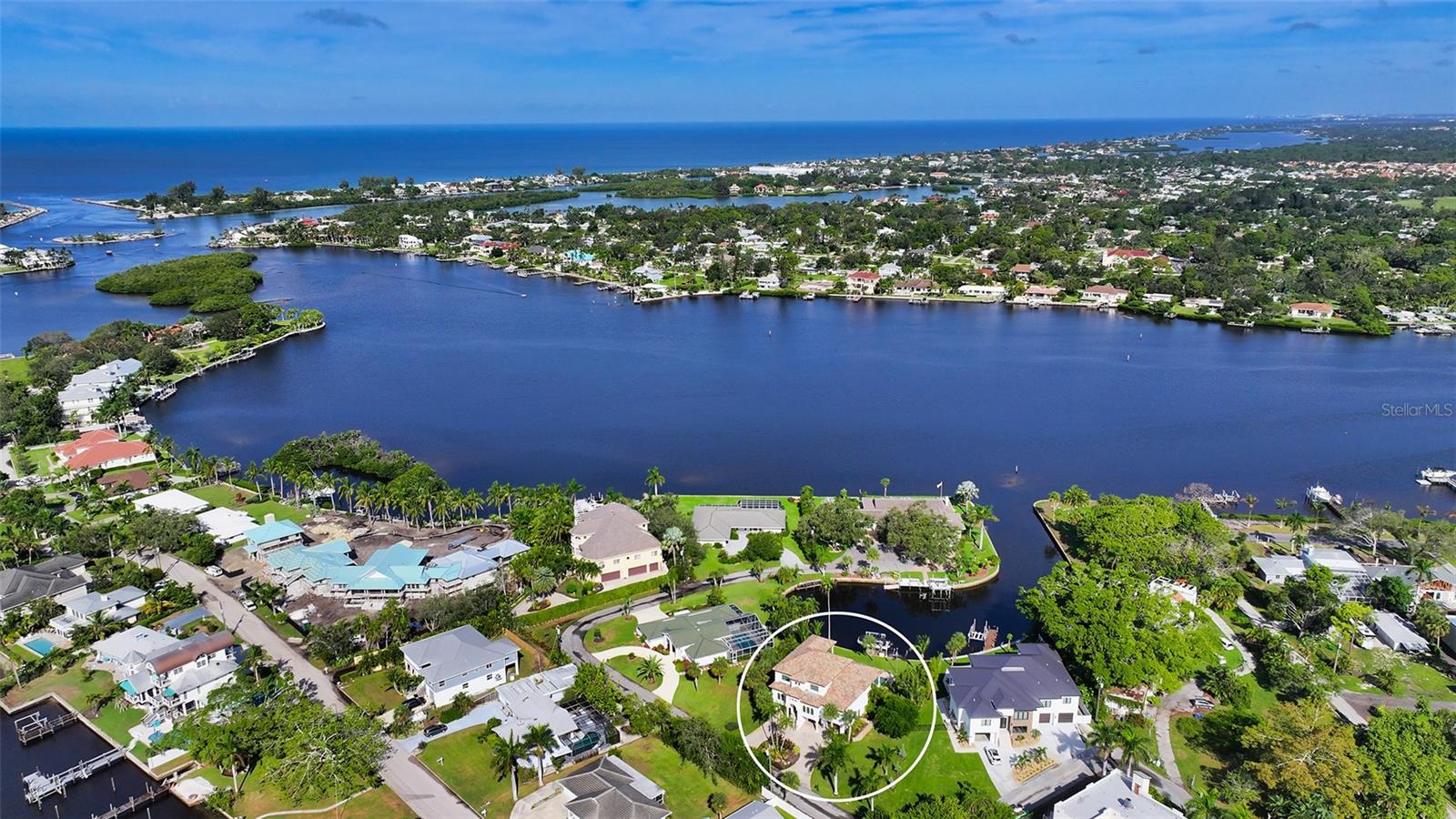 POINT OF PALMS ESTATE - Residential