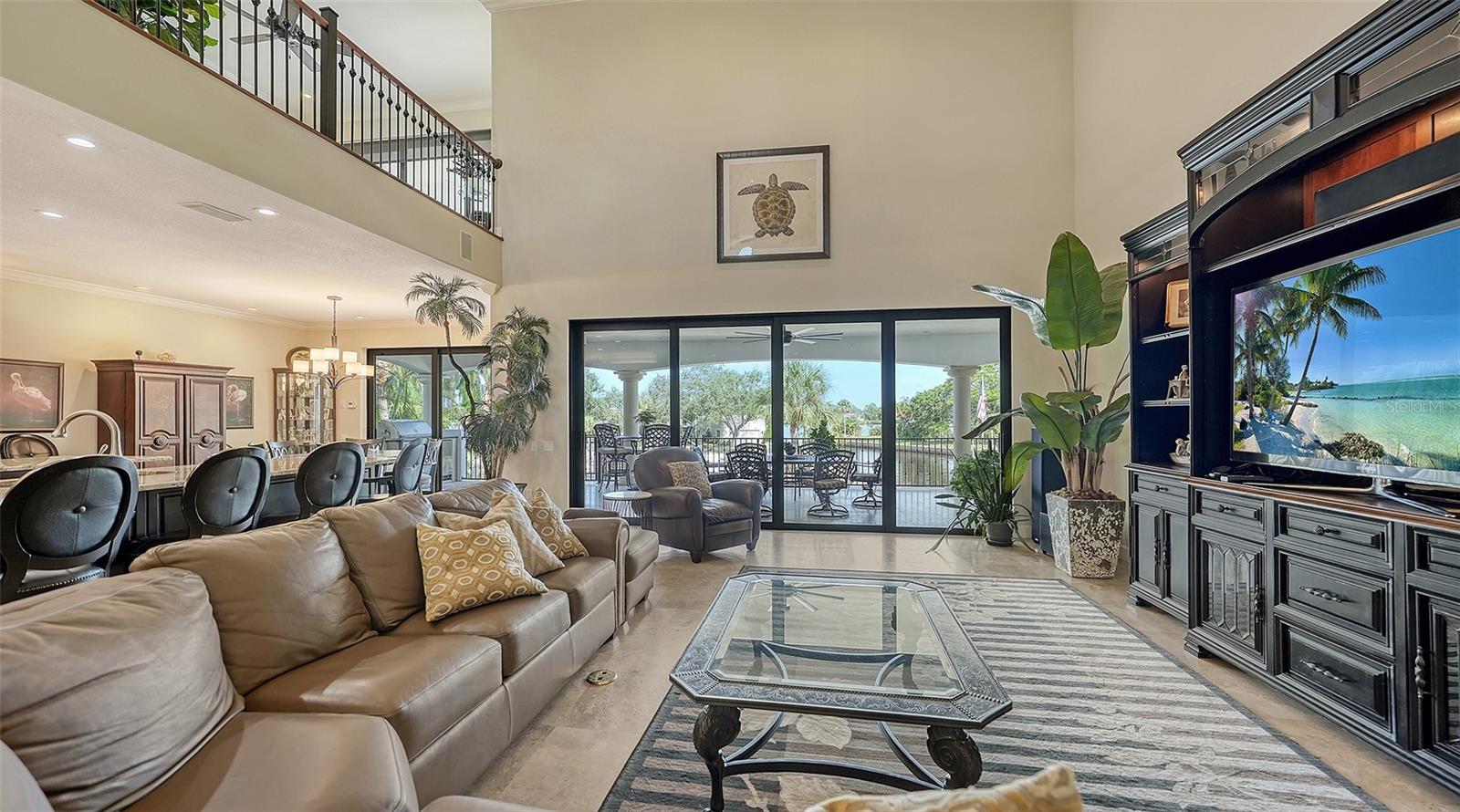 POINT OF PALMS ESTATE - Residential