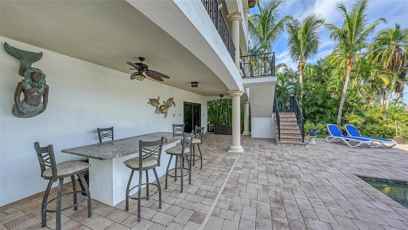 POINT OF PALMS ESTATE - Residential