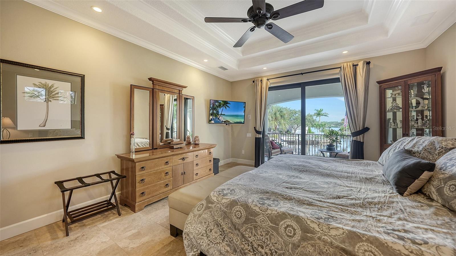 POINT OF PALMS ESTATE - Residential