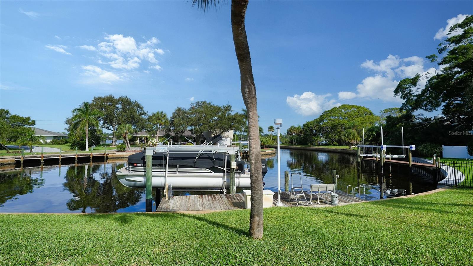 POINT OF PALMS ESTATE - Residential