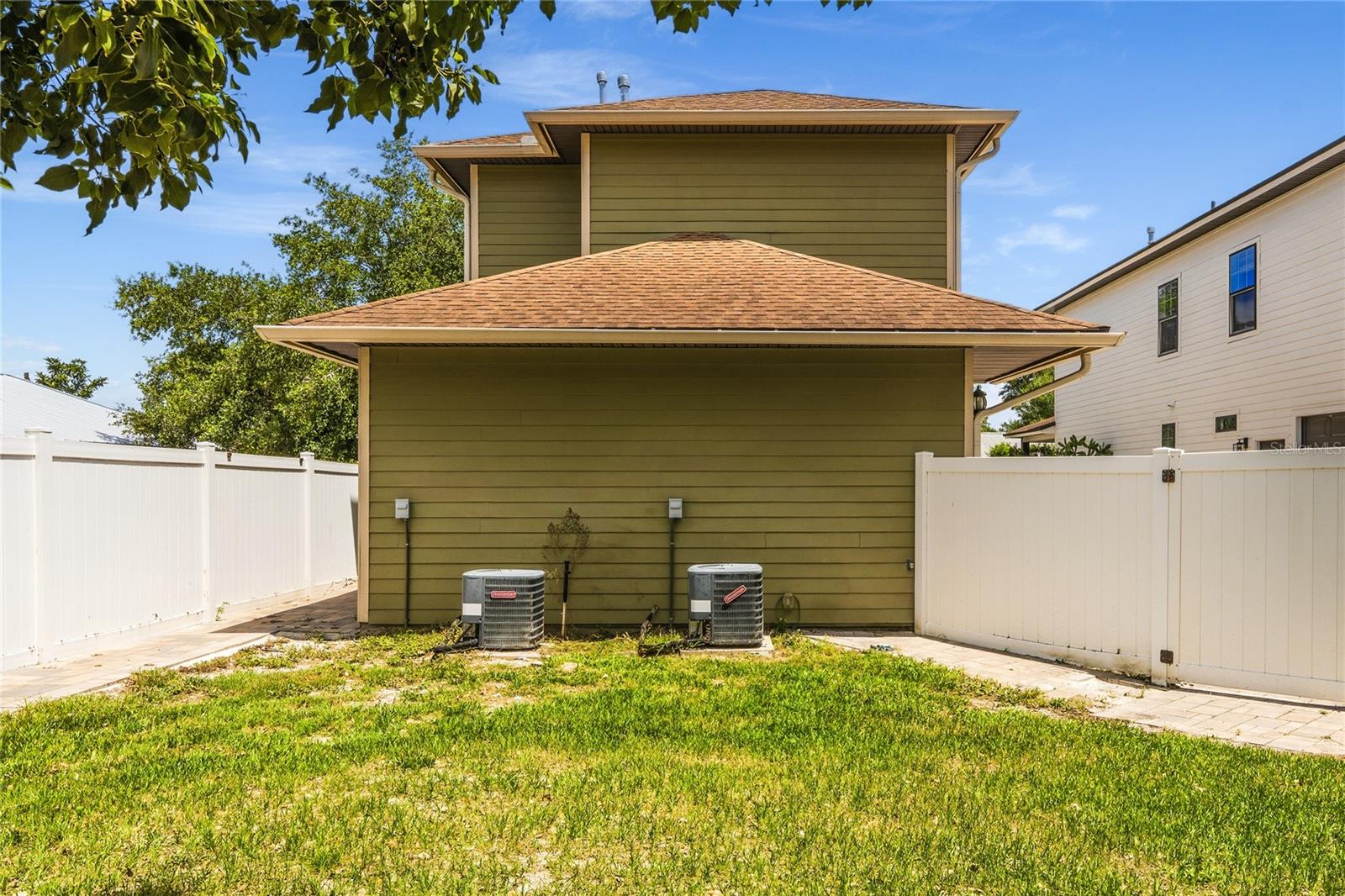LONGWOOD - Residential