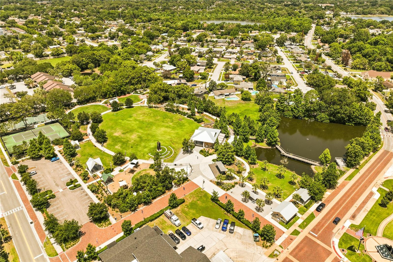 LONGWOOD - Residential