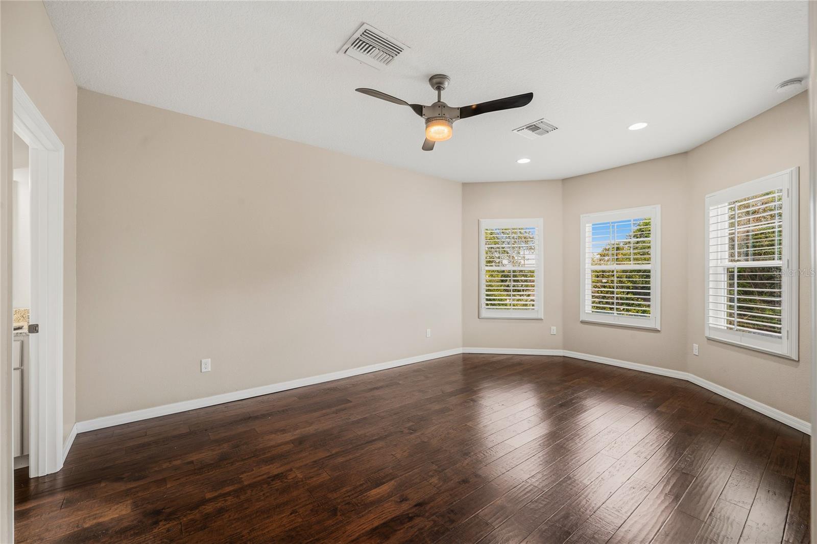 LONGWOOD - Residential