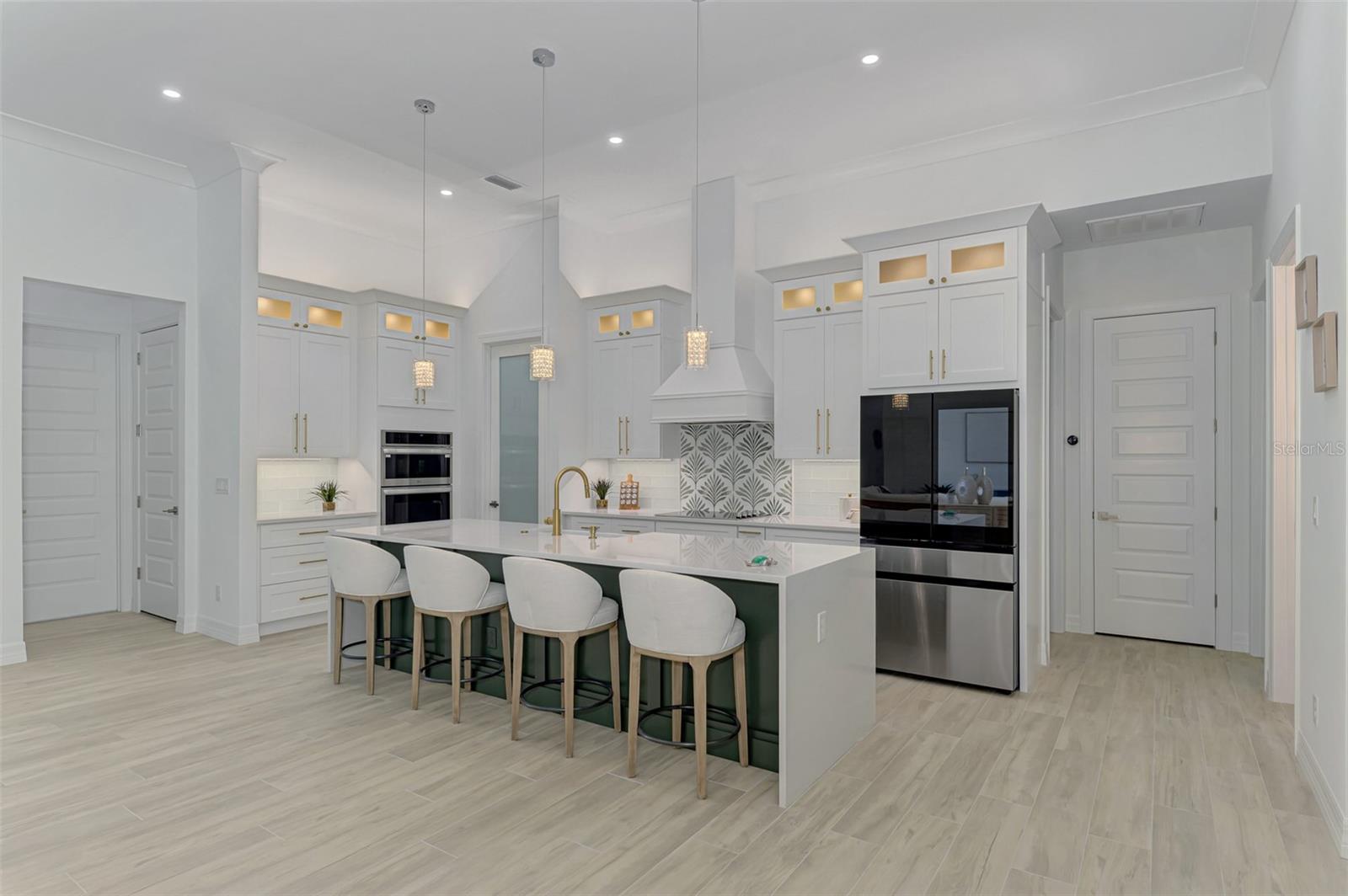 15627 MEACHAM CIRCLE