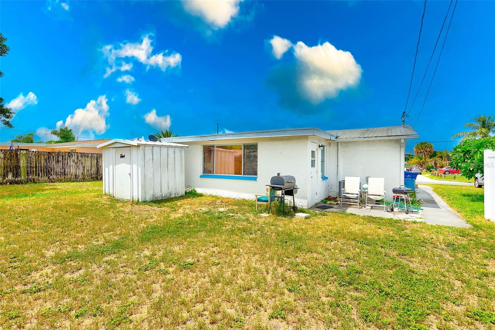 TAHITIAN HOMES - Residential