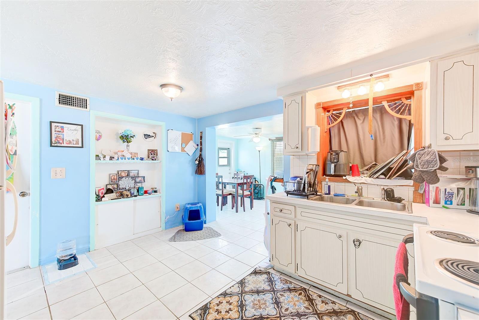 TAHITIAN HOMES - Residential