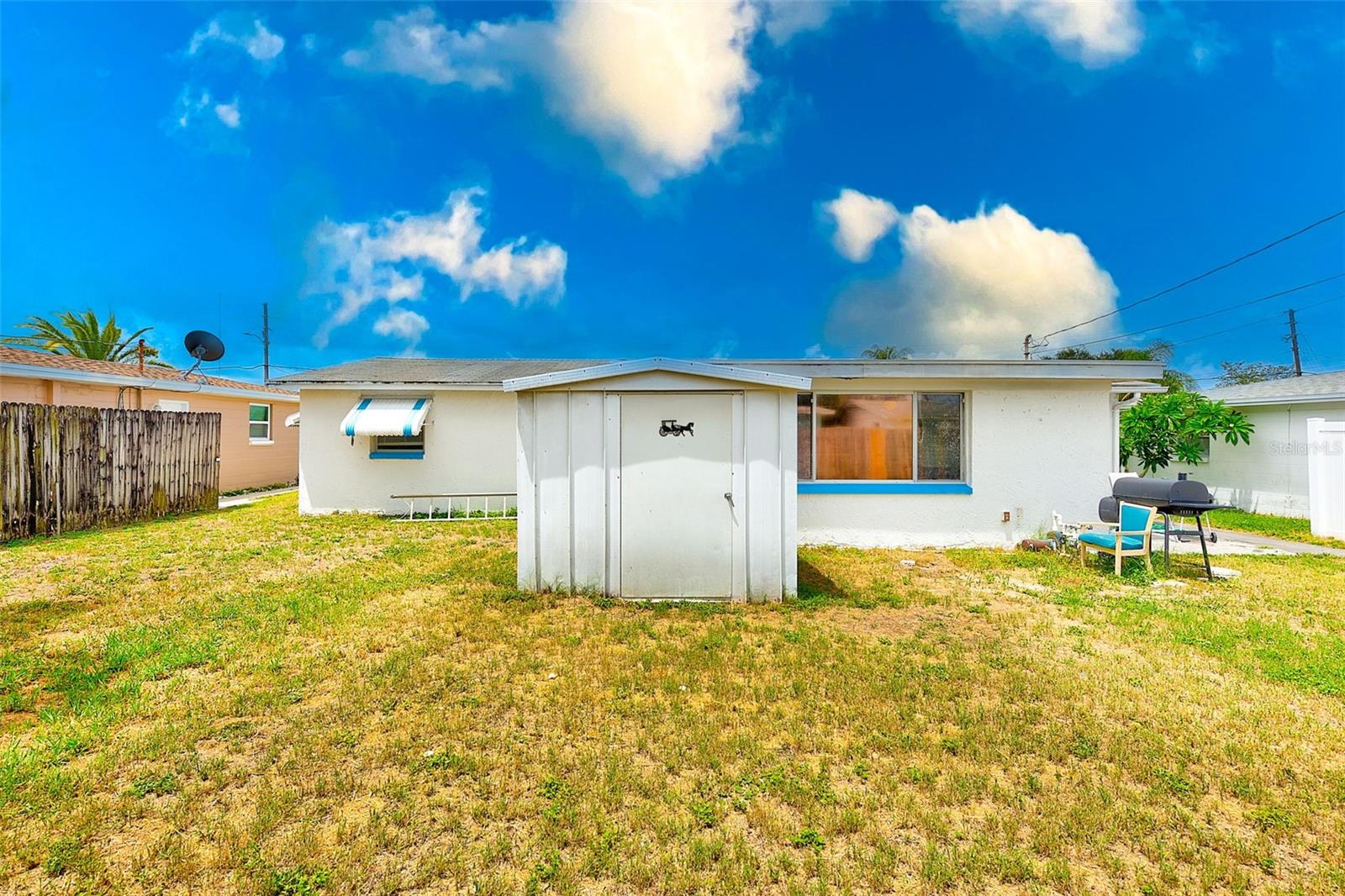 TAHITIAN HOMES - Residential