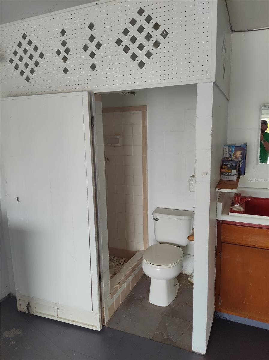 TAHITIAN HOMES - Residential