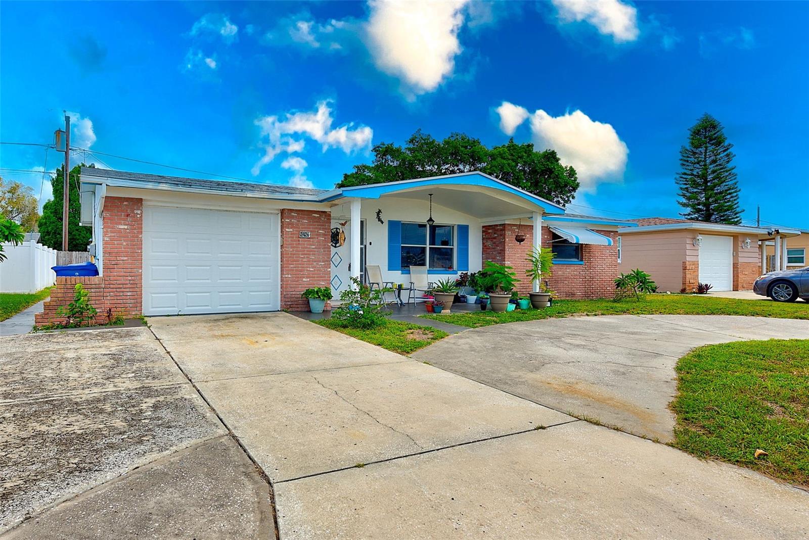 TAHITIAN HOMES - Residential