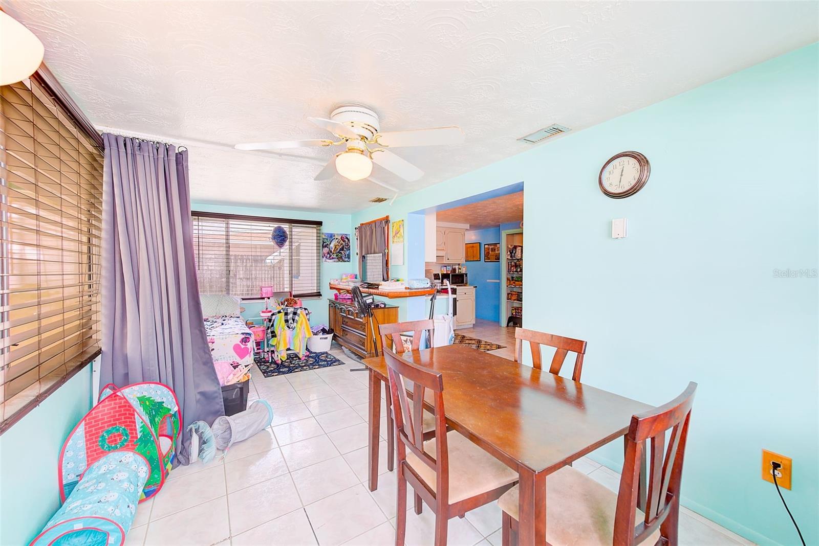 TAHITIAN HOMES - Residential