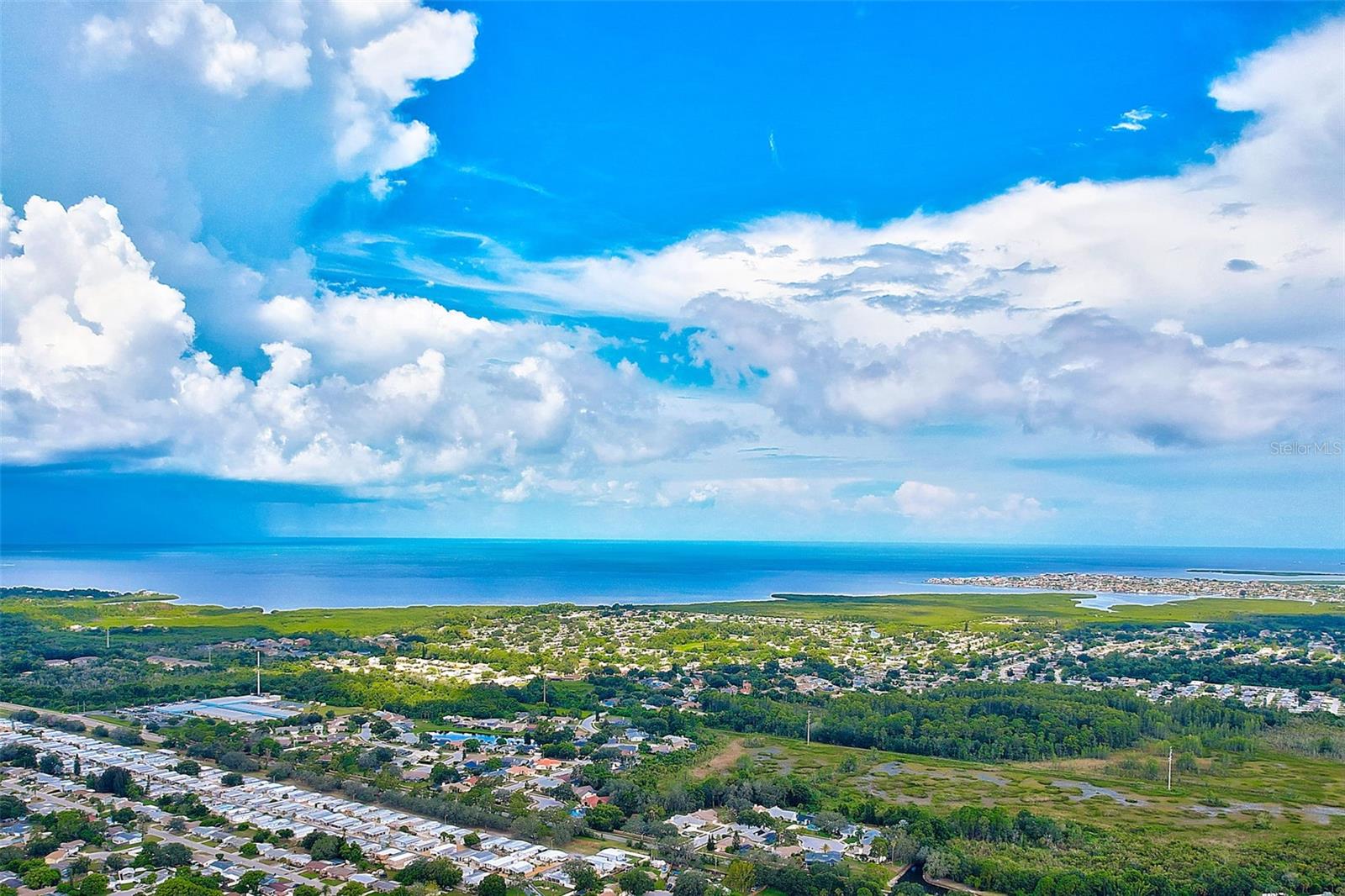 TAHITIAN HOMES - Residential