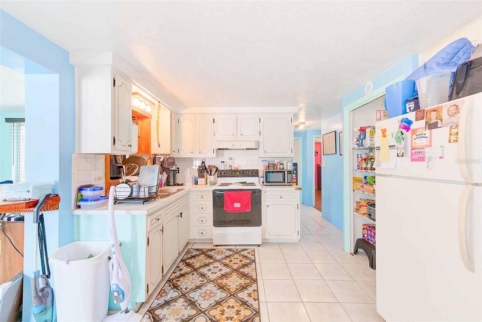 TAHITIAN HOMES - Residential