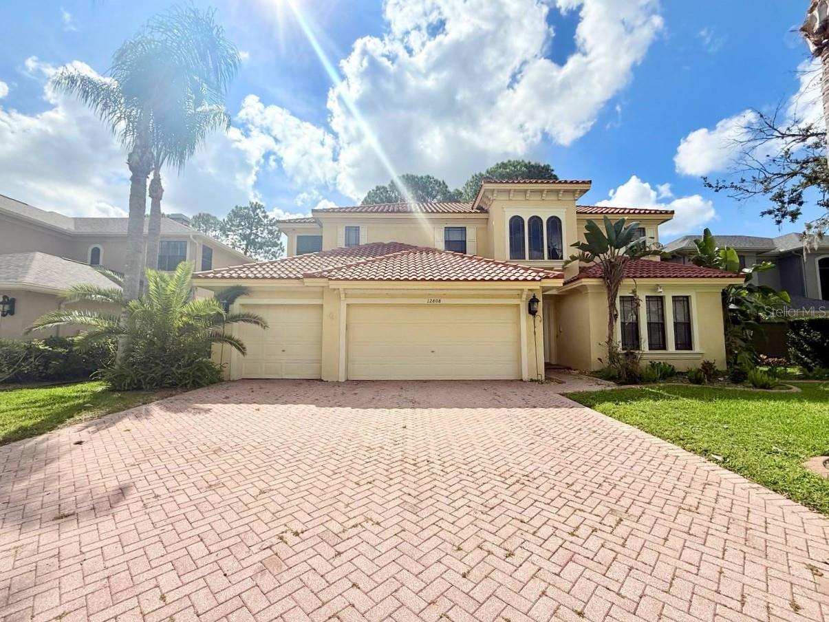 NINE EAGLES UNIT ONE SEC I - Residential Lease