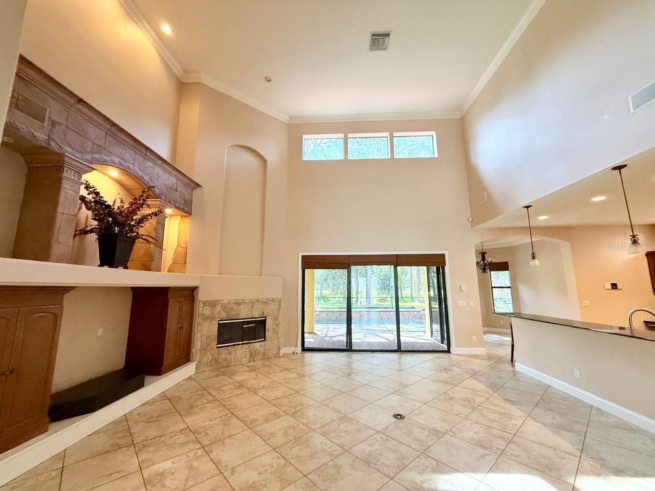 NINE EAGLES UNIT ONE SEC I - Residential Lease