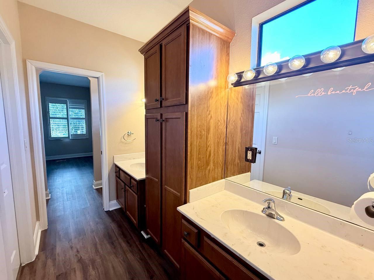 NINE EAGLES UNIT ONE SEC I - Residential Lease