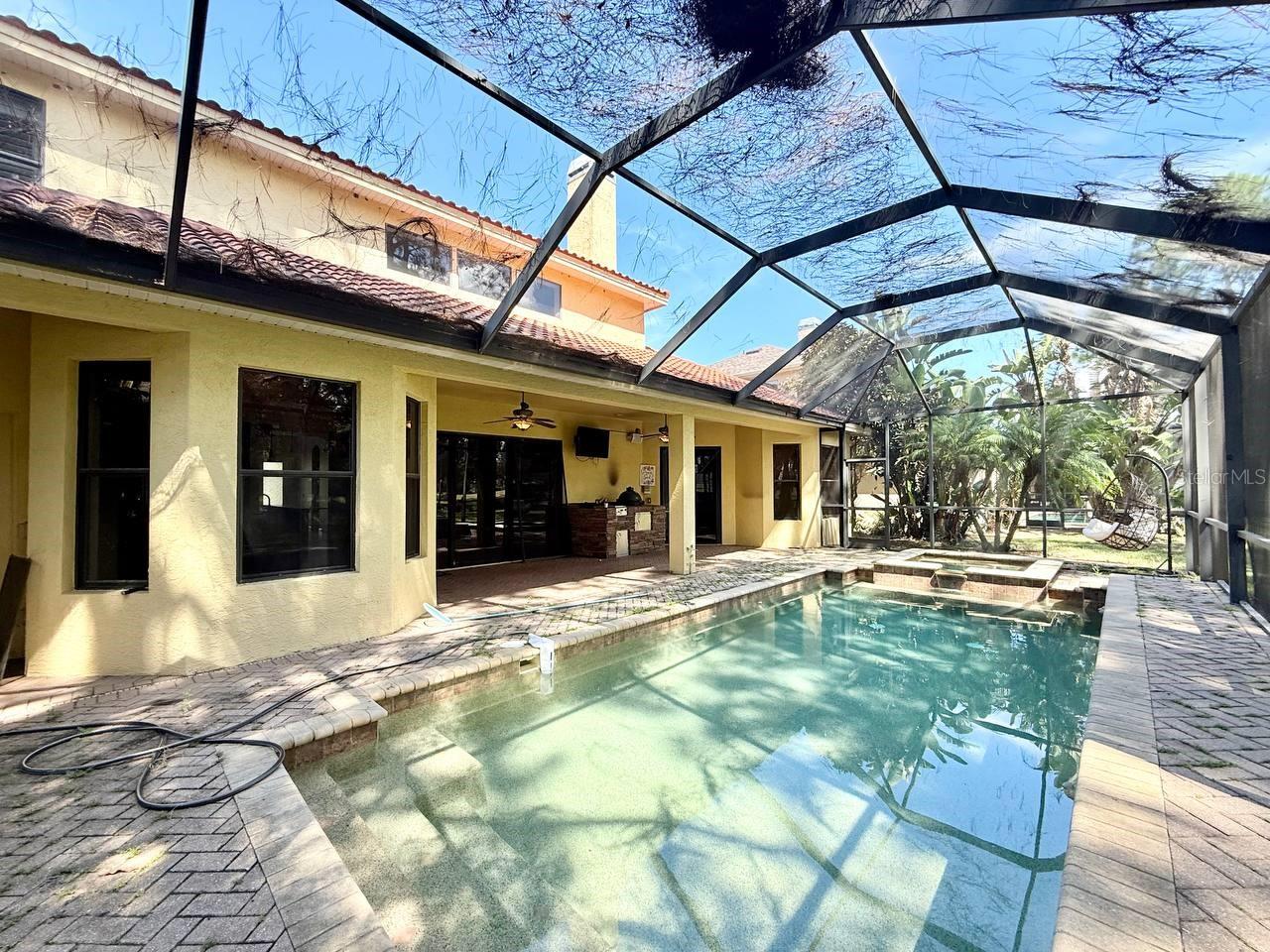 NINE EAGLES UNIT ONE SEC I - Residential Lease