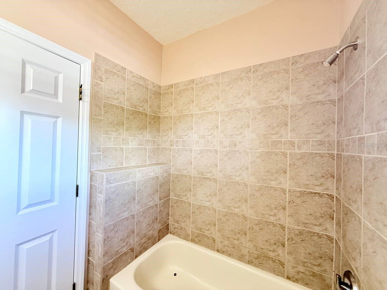 NINE EAGLES UNIT ONE SEC I - Residential Lease