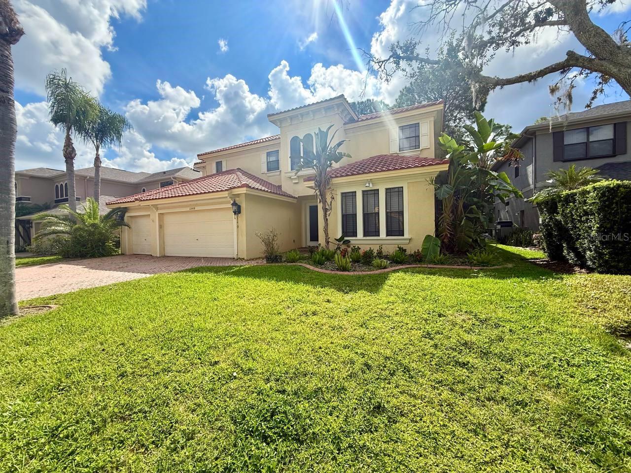 NINE EAGLES UNIT ONE SEC I - Residential Lease