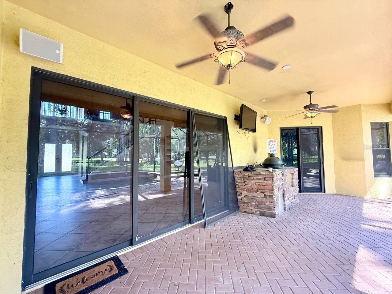 NINE EAGLES UNIT ONE SEC I - Residential Lease