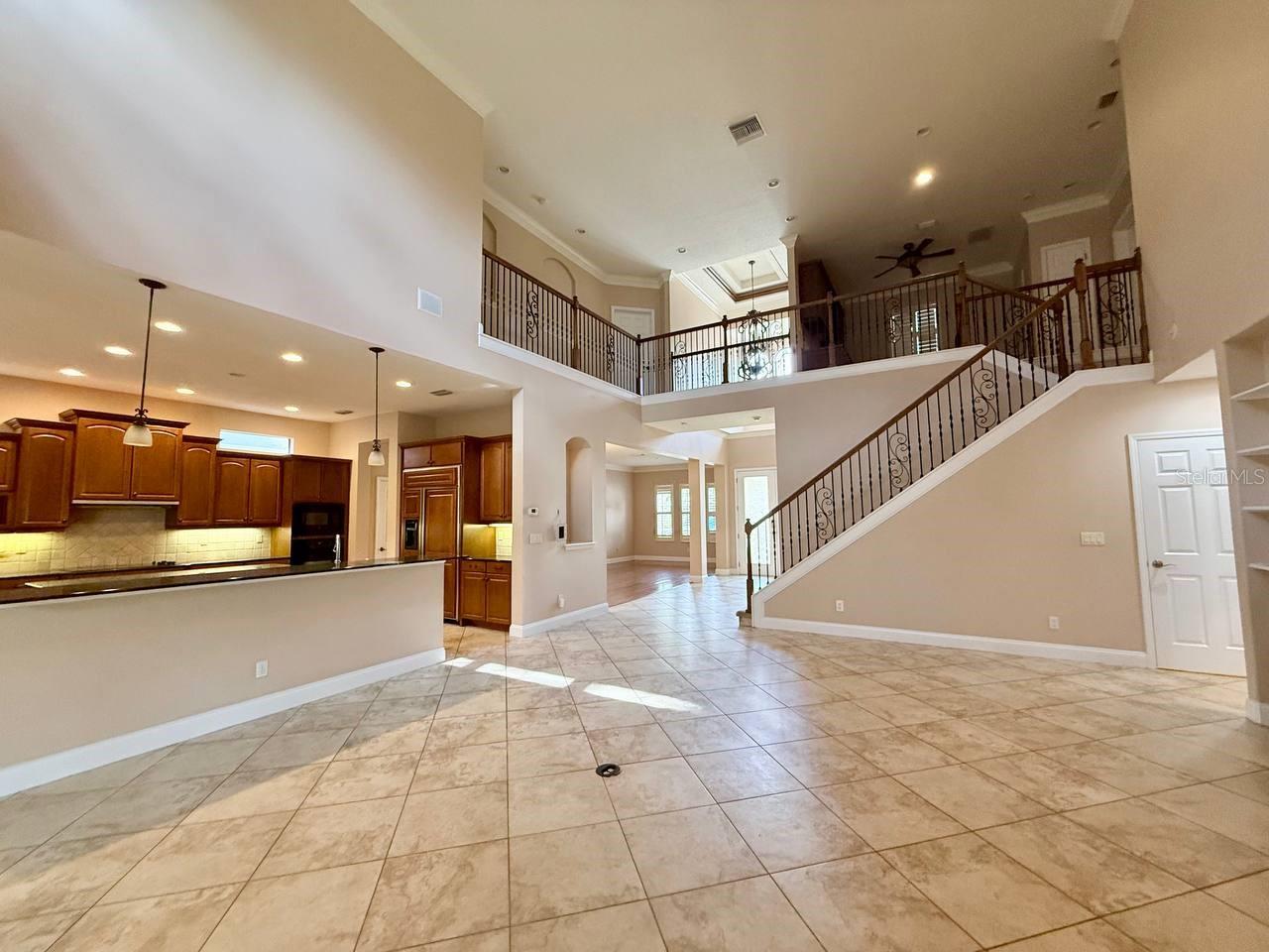 NINE EAGLES UNIT ONE SEC I - Residential Lease