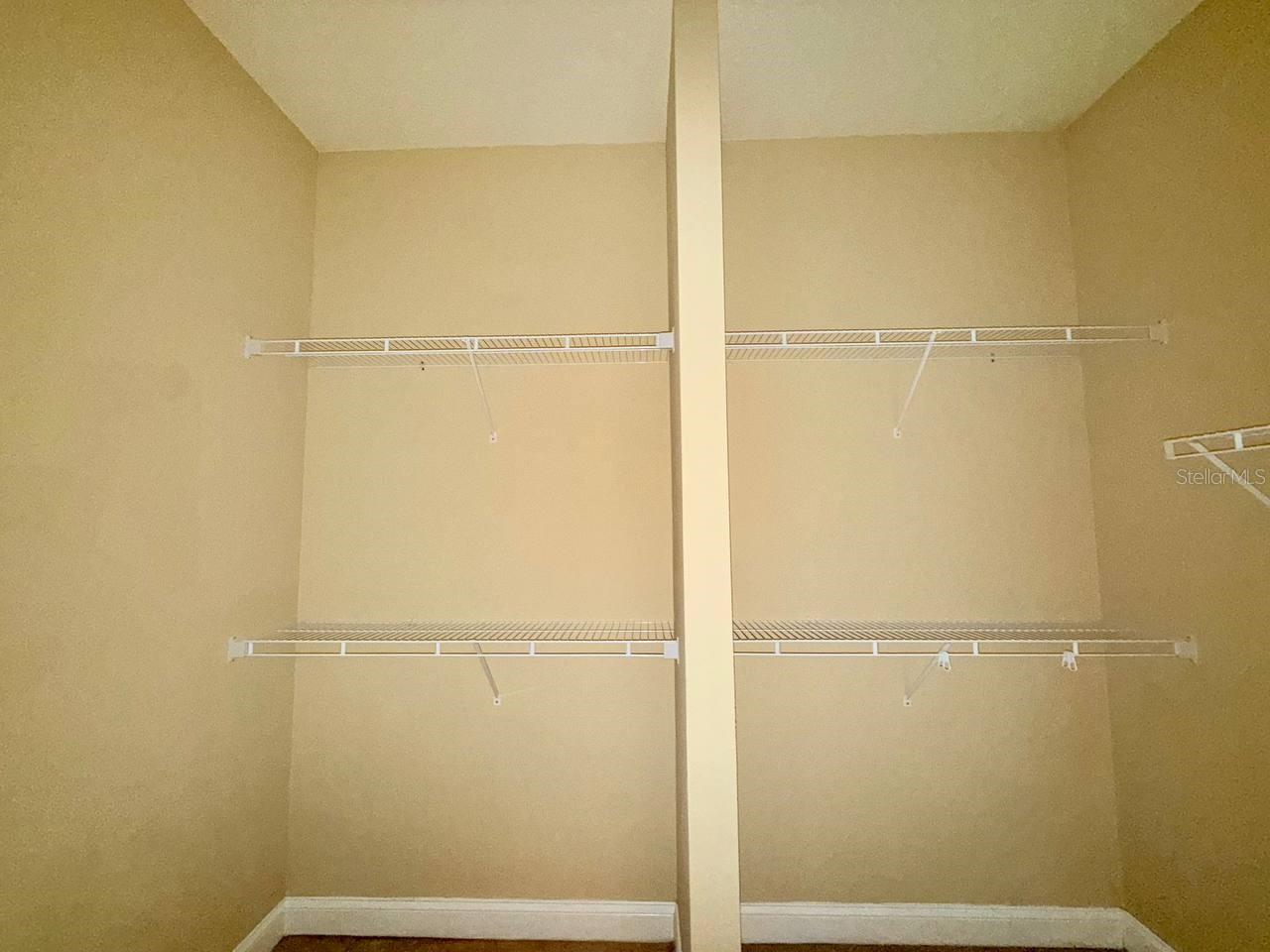 NINE EAGLES UNIT ONE SEC I - Residential Lease